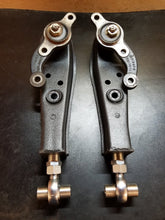 Load image into Gallery viewer, Z31 adjustable front lower control arms
