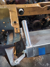 Load image into Gallery viewer, Z31 Dual Pass Radiator
