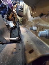 Load image into Gallery viewer, Z31 Dual Pass Radiator
